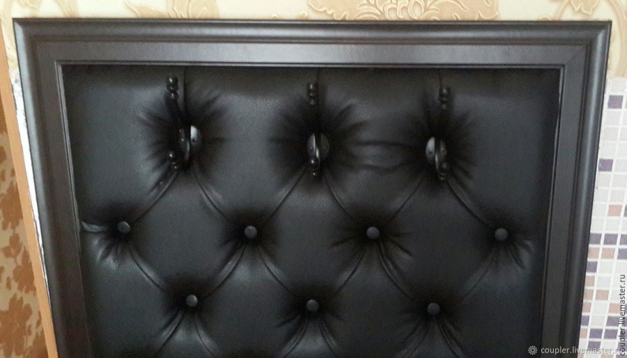 Прихожая из каретная стяжка панель c пуфом Венеция вм031