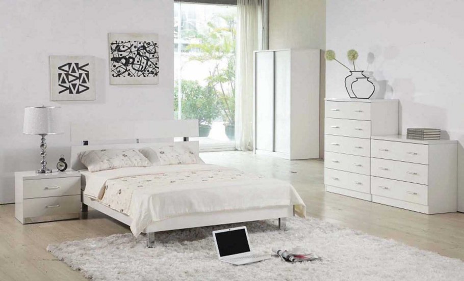 Черно белая спальня Минимализм