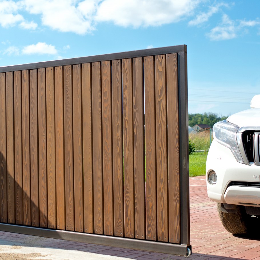 Деревянные ворота