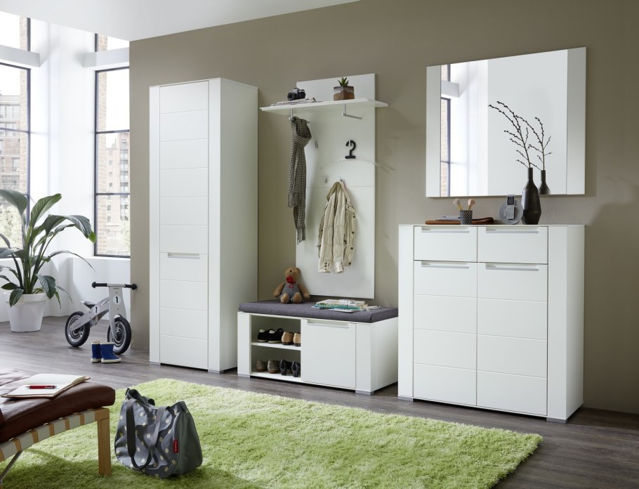 Белая прихожая Калифорния 2