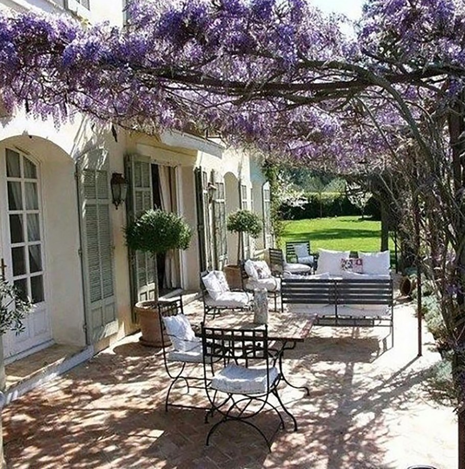 Патио и сад в Прованс стиле