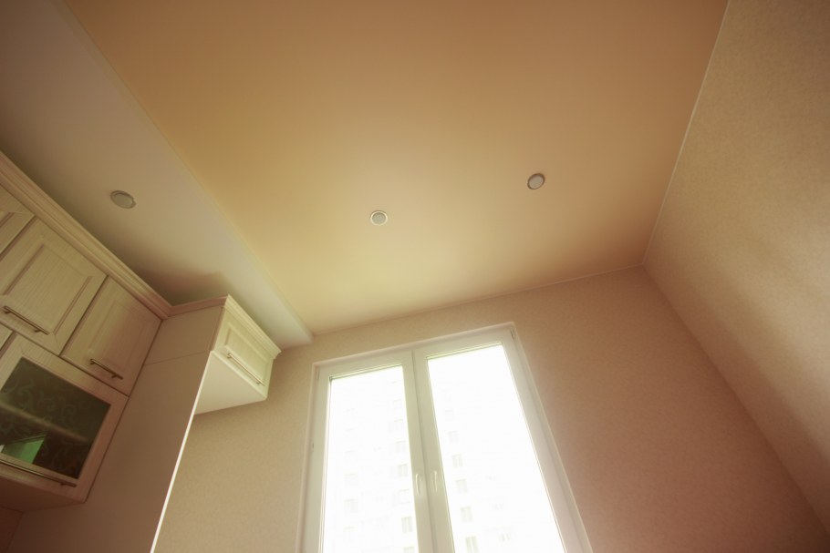 Натяжной потолок 2 квадрата