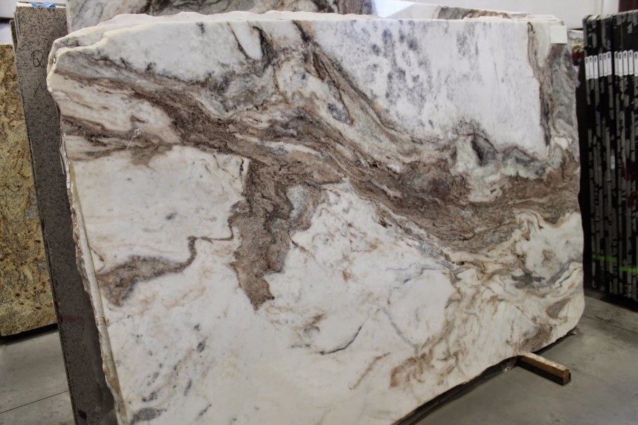 Фиолетовый мрамор слэб