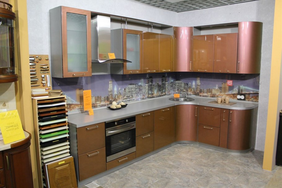 Кухонный гарнитур хамелеон