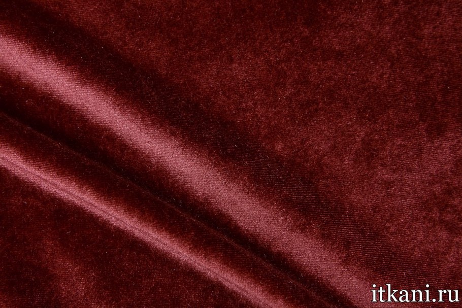 Бархатные шторы в складку в интерьере