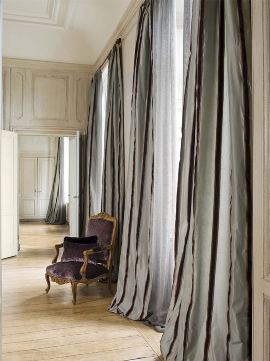 Современные бархатные шторы