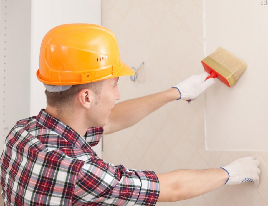 Разравнивание штукатурки