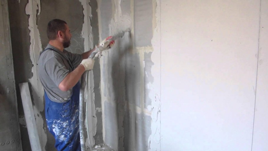 Шпаклевание потолка