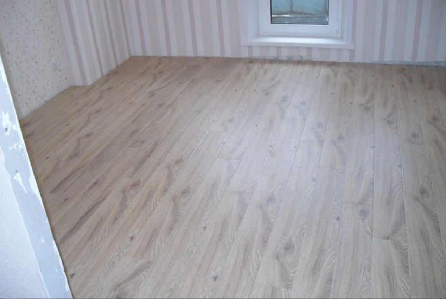 Линолеум на пол в квартиру