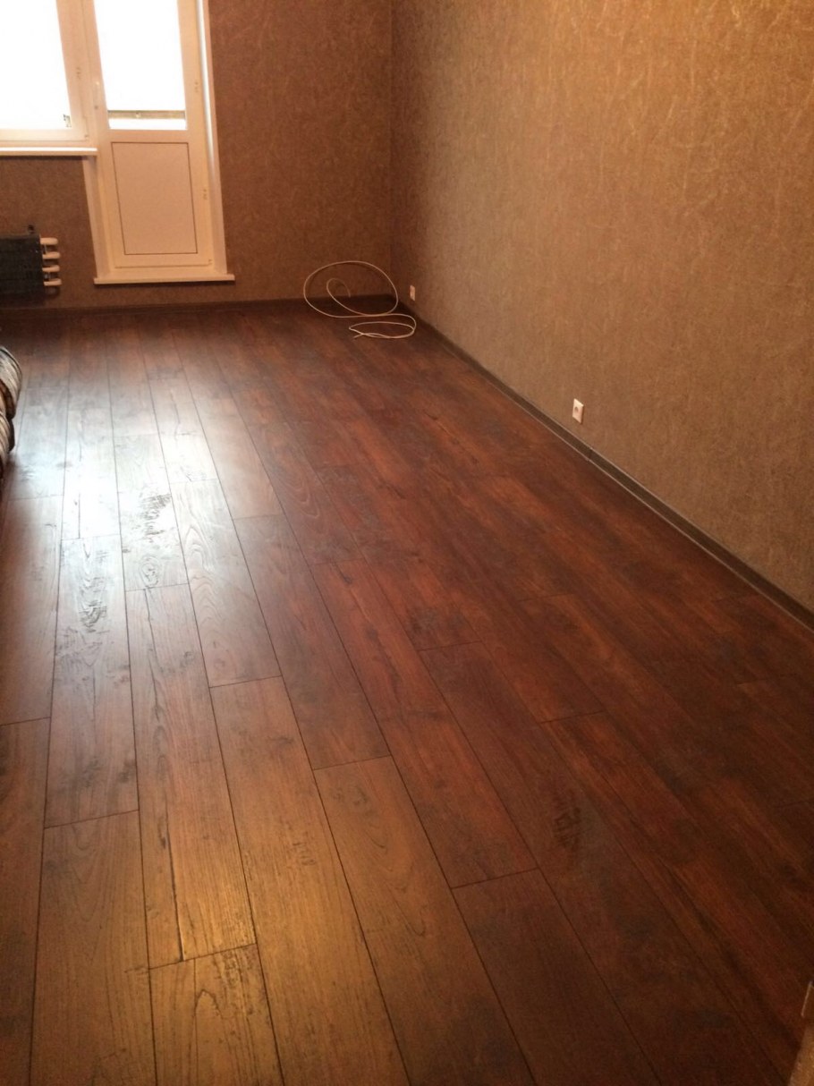 Укладка ламината на пол