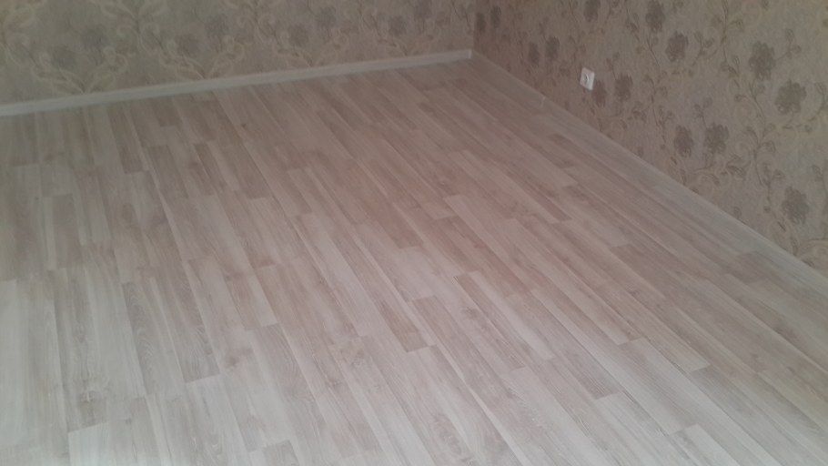 Ламинат в маленькой комнате