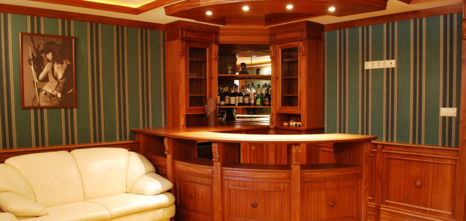 Барная стойка бильярдная