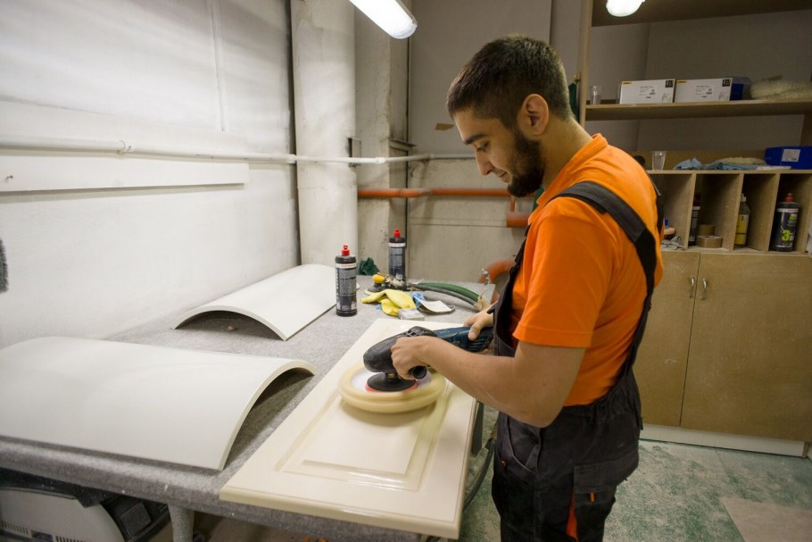 Столяр мебели (на базе колледжа № 21 и колледжа № 27)