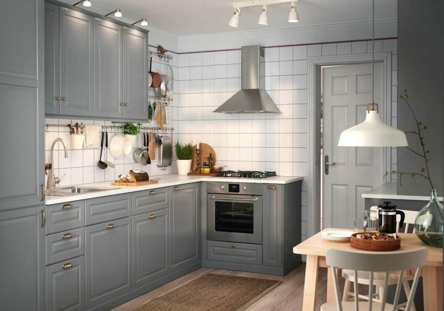 Угловая кухня икеа метод