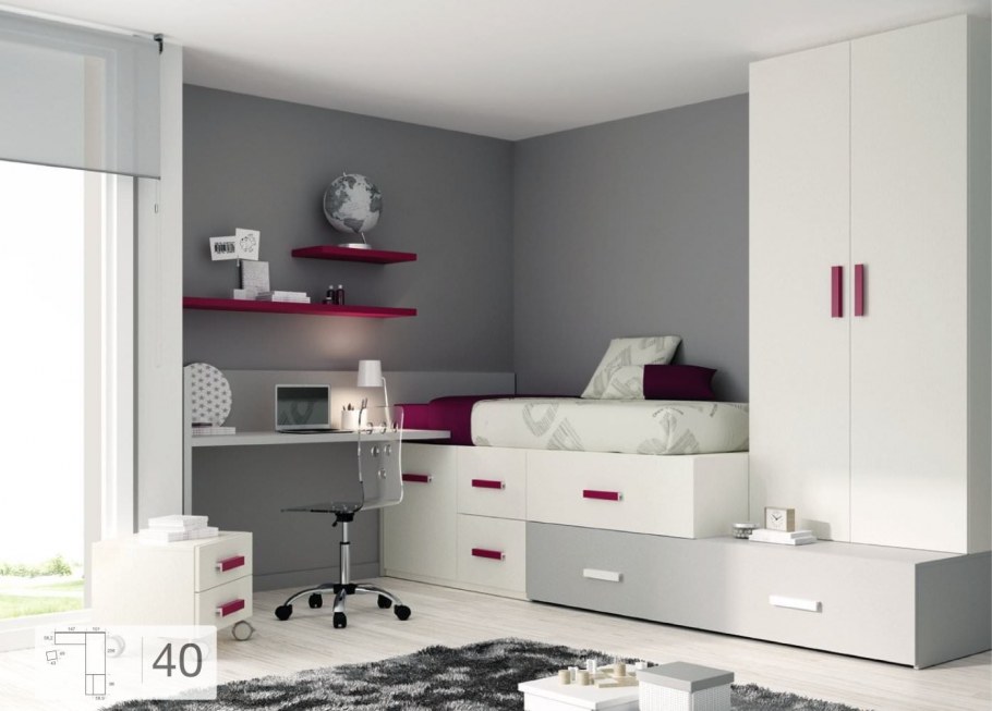 Белая комната для подростка