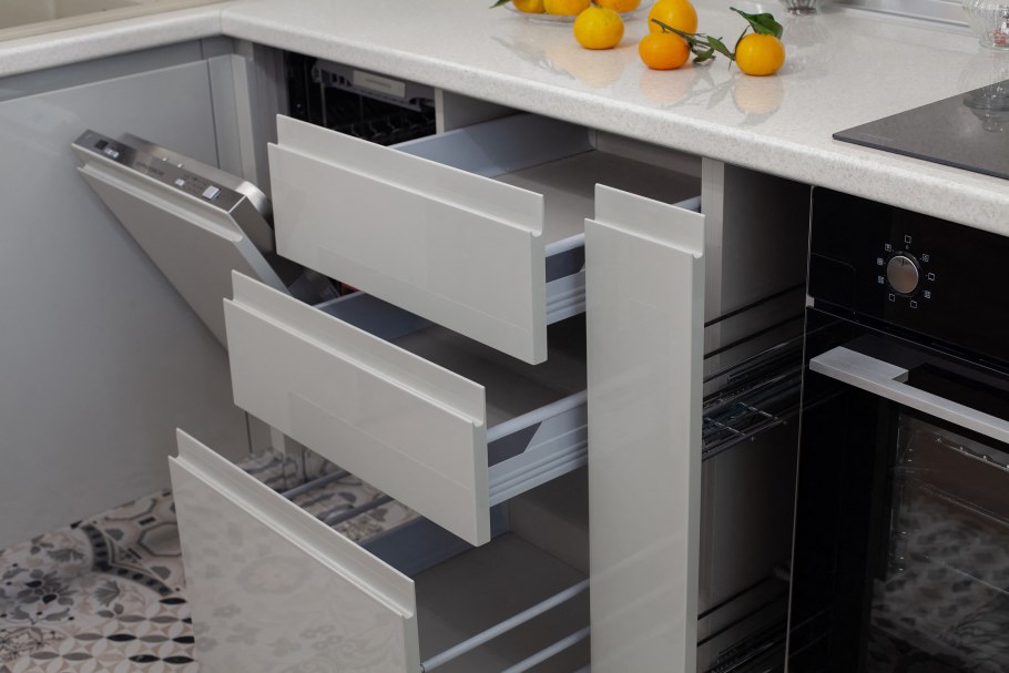 Кухня сушка двухуровневая фасады 460