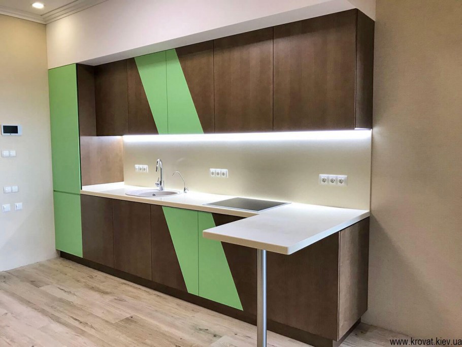 Кухня без ручек с подсветкой