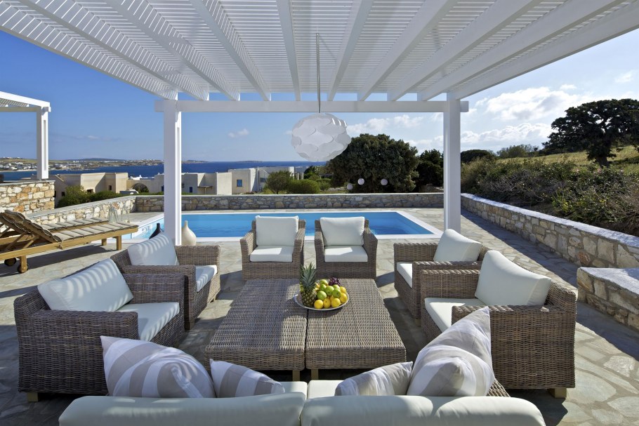 Вид с террасы виллы