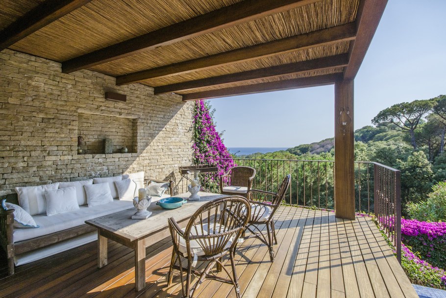 Вид из греческой террасы