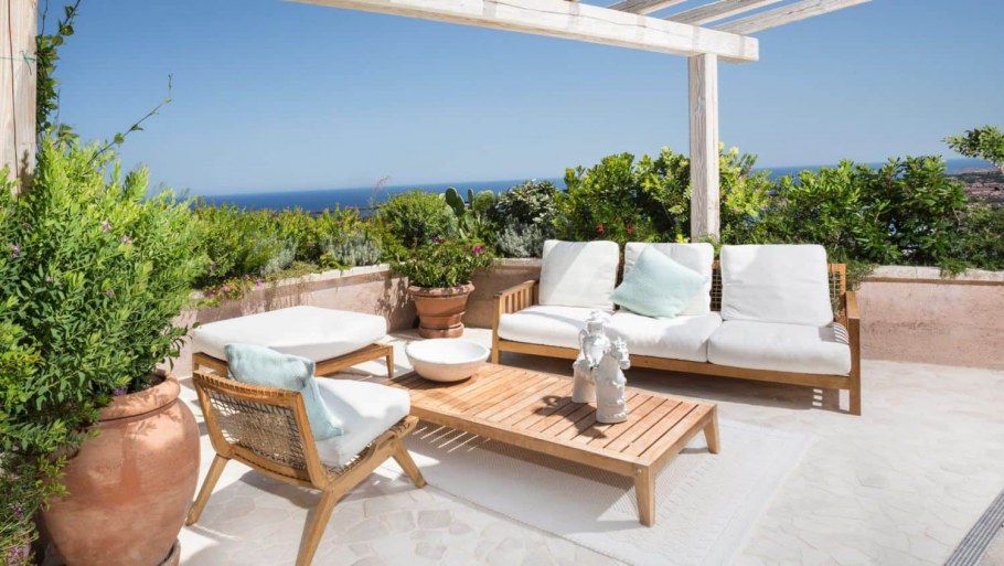 Терраса Средиземноморский стиль с видом на море