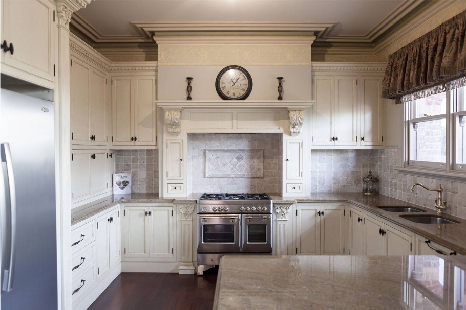 Кухня в английском стиле