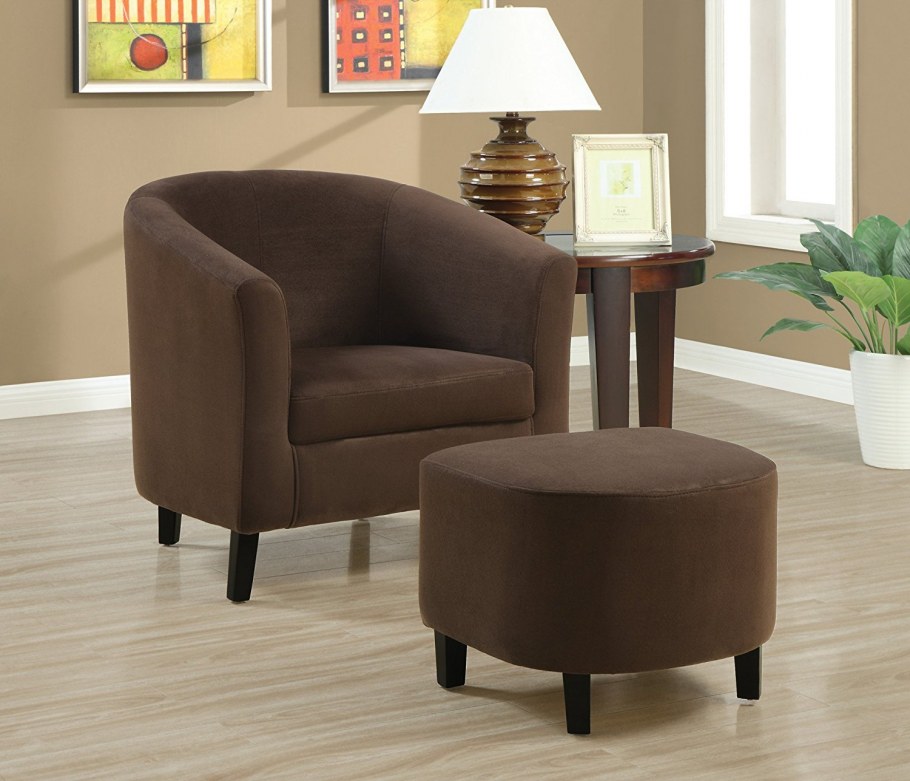 Небольшие кресла для маленькой гостиной