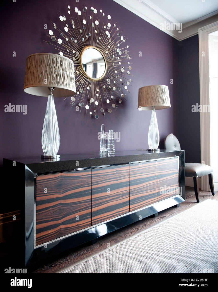 Зеркальный комод в интерьере