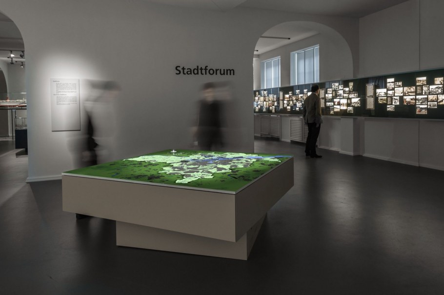 Сцена ночного клуба