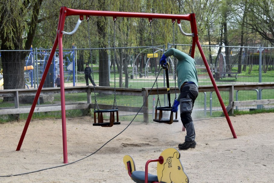 Детская площадка с резиновым покрытием