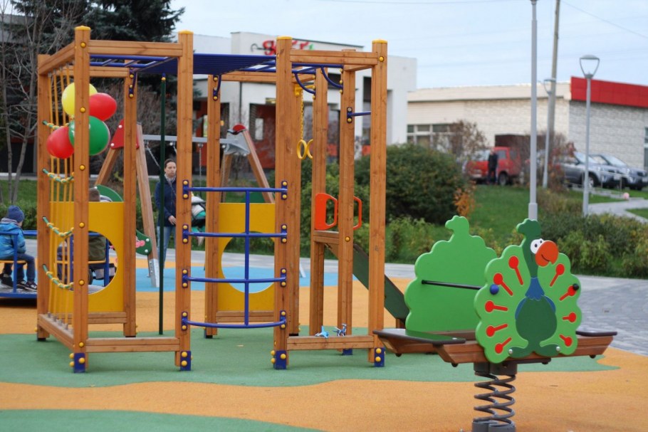 Детская площадка в Коломенском парке