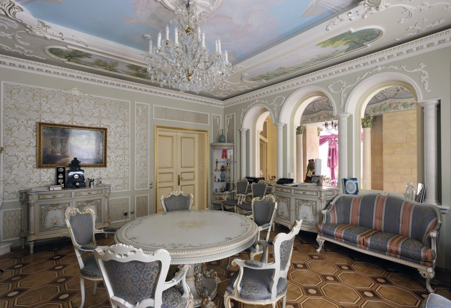Классицизм в интерьере