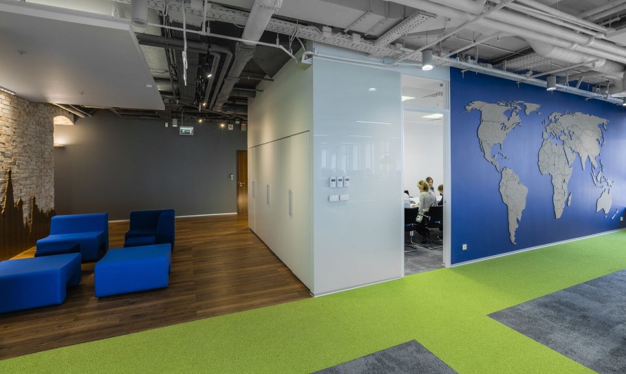 Студия 44 Никиты Явейна