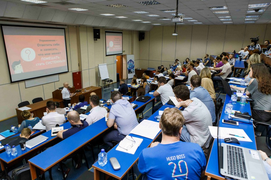 Проект здания офиса с зимним садом фасад