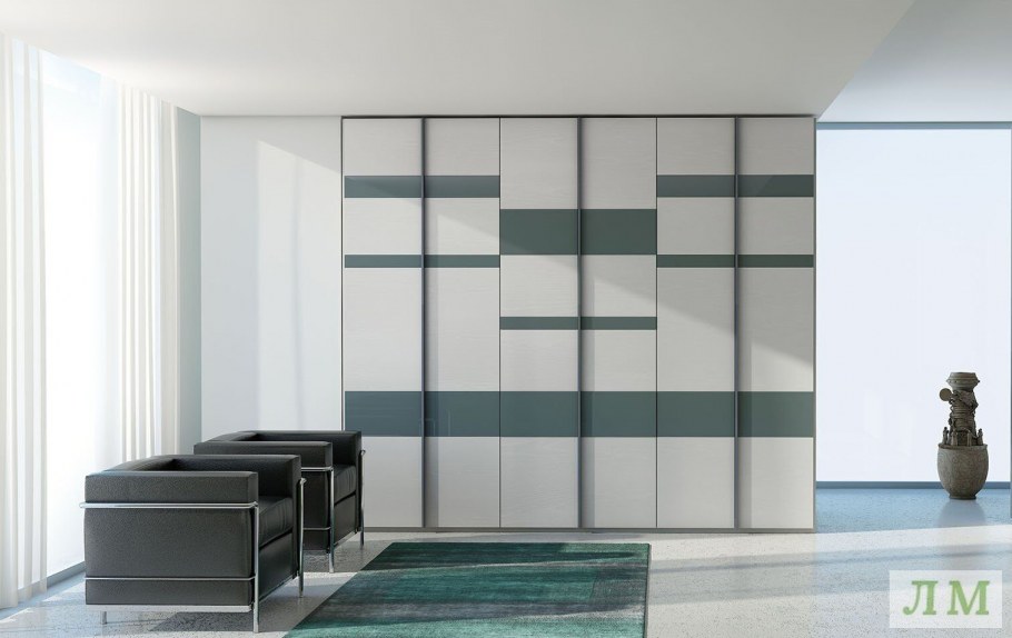 Шкаф серое стекло