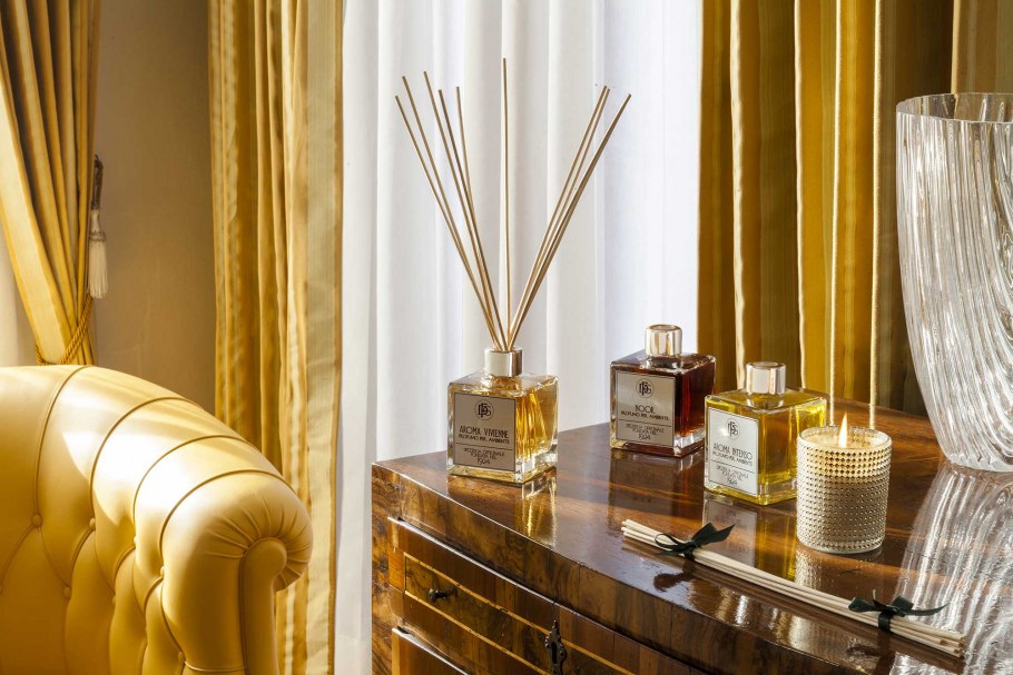 Духи для дома в интерьере