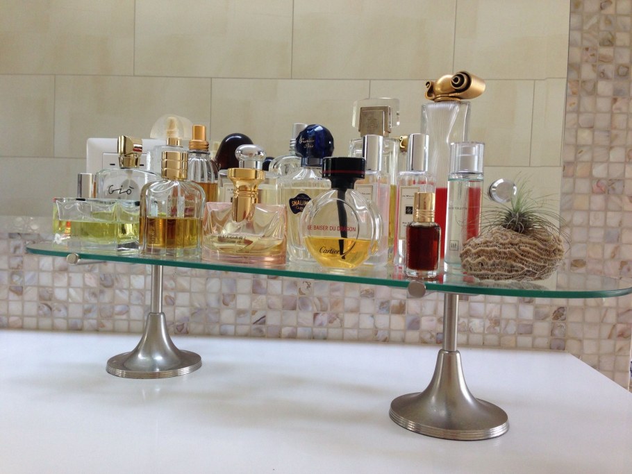 Поднос для парфюмерии