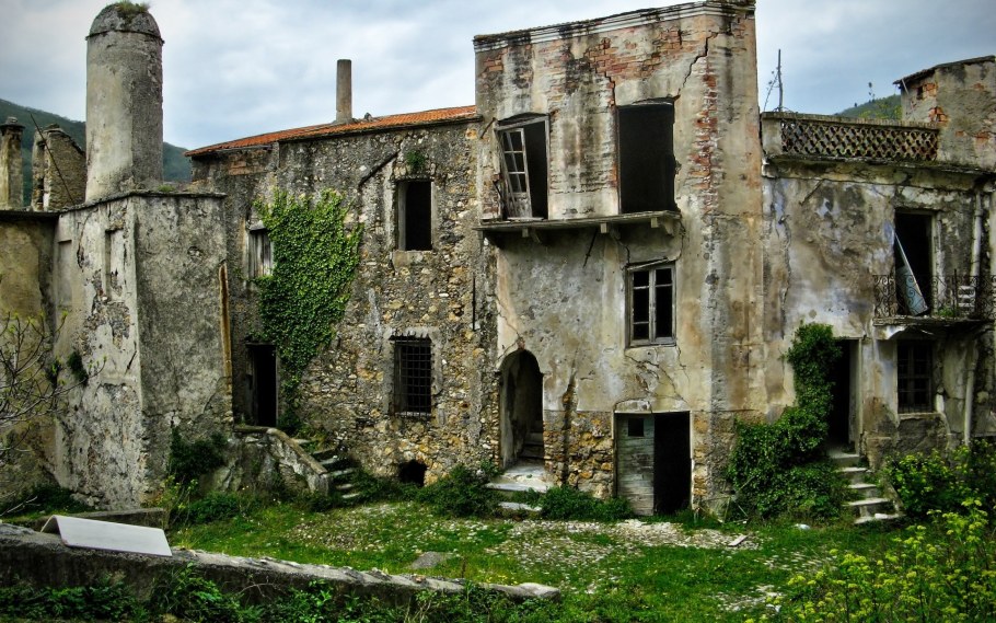 Заброшенные города призраки в Италии