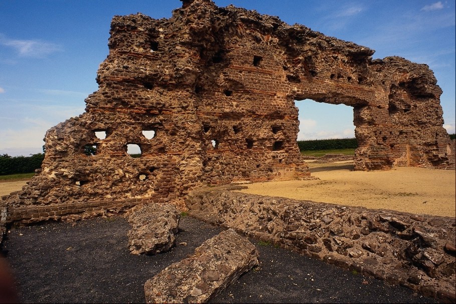 Кирополь руины