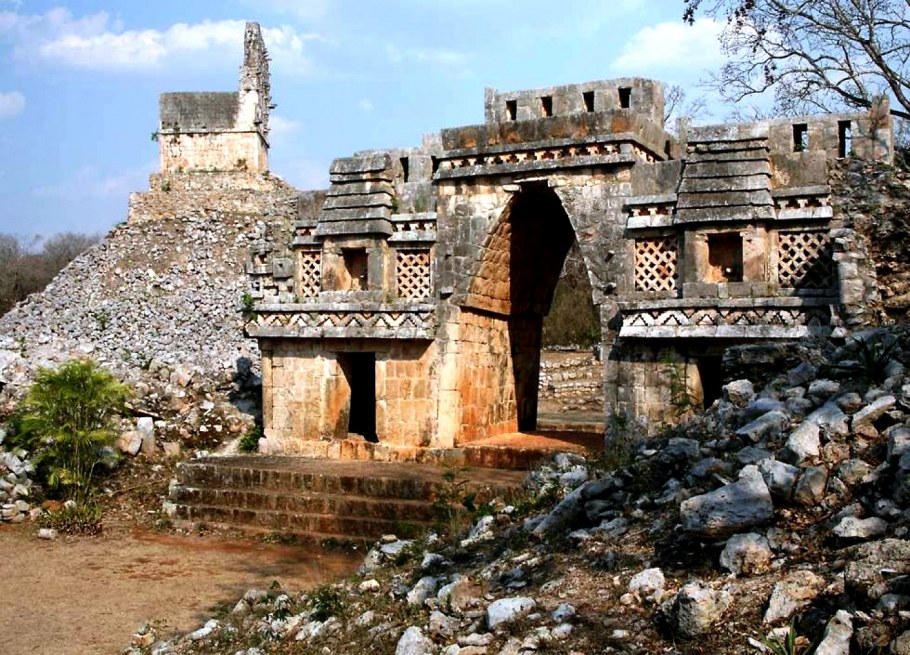 Руины города Ушмаль