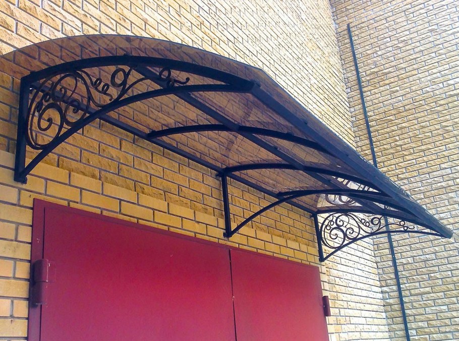 Кованые козырьки и навесы