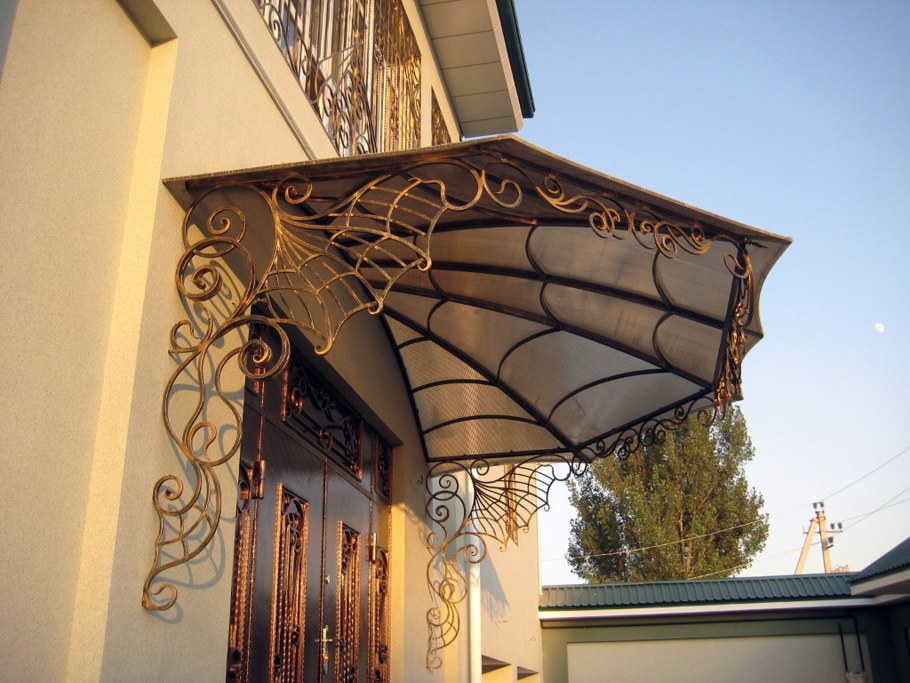 Кованые козырьки и навесы