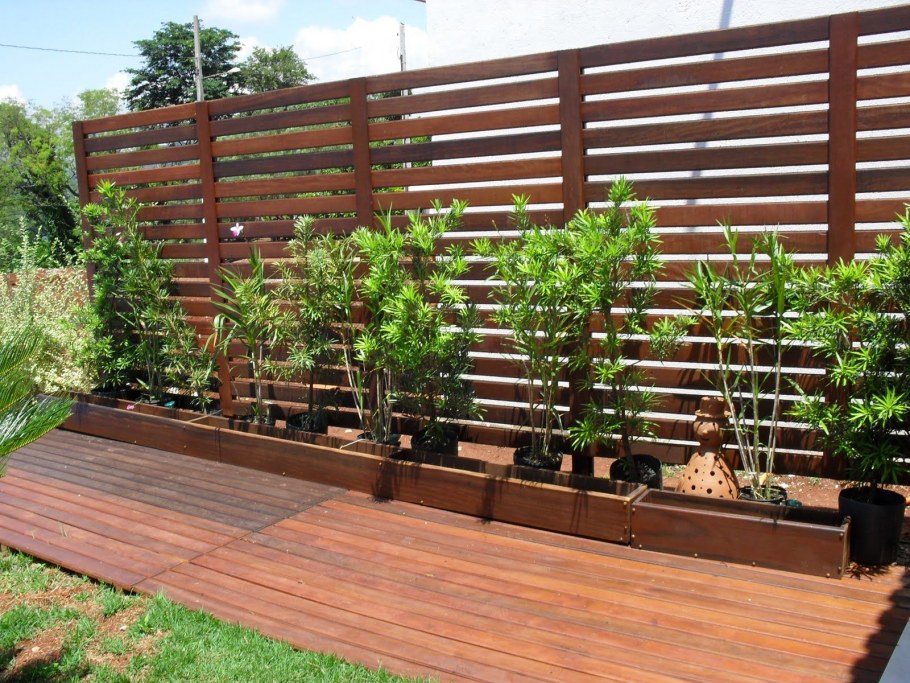 Деревянный забор для огорода