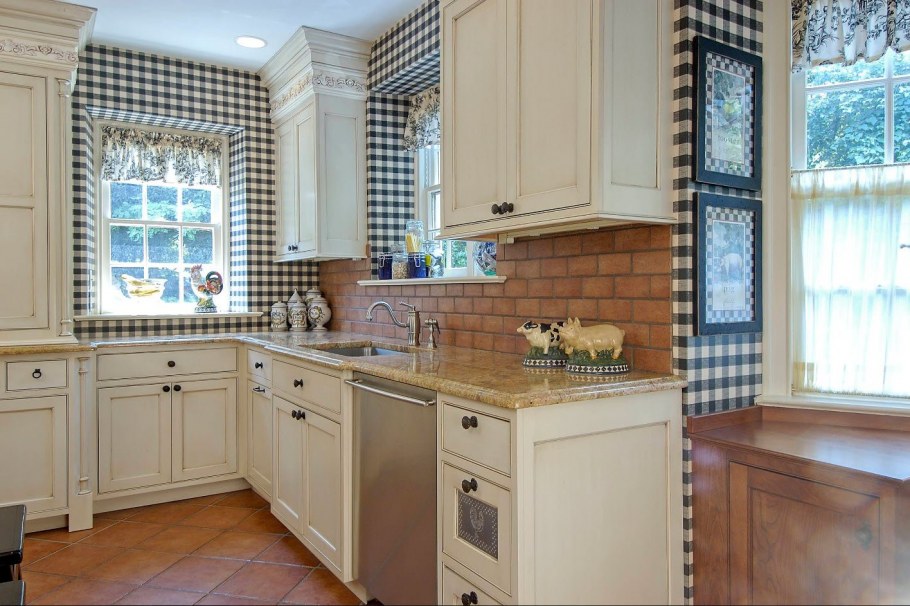 Стиль Прованс кухни в клетку