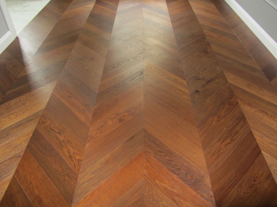 Укладка паркетной доски