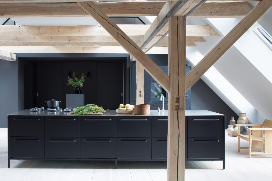 Окна в стиле Шале