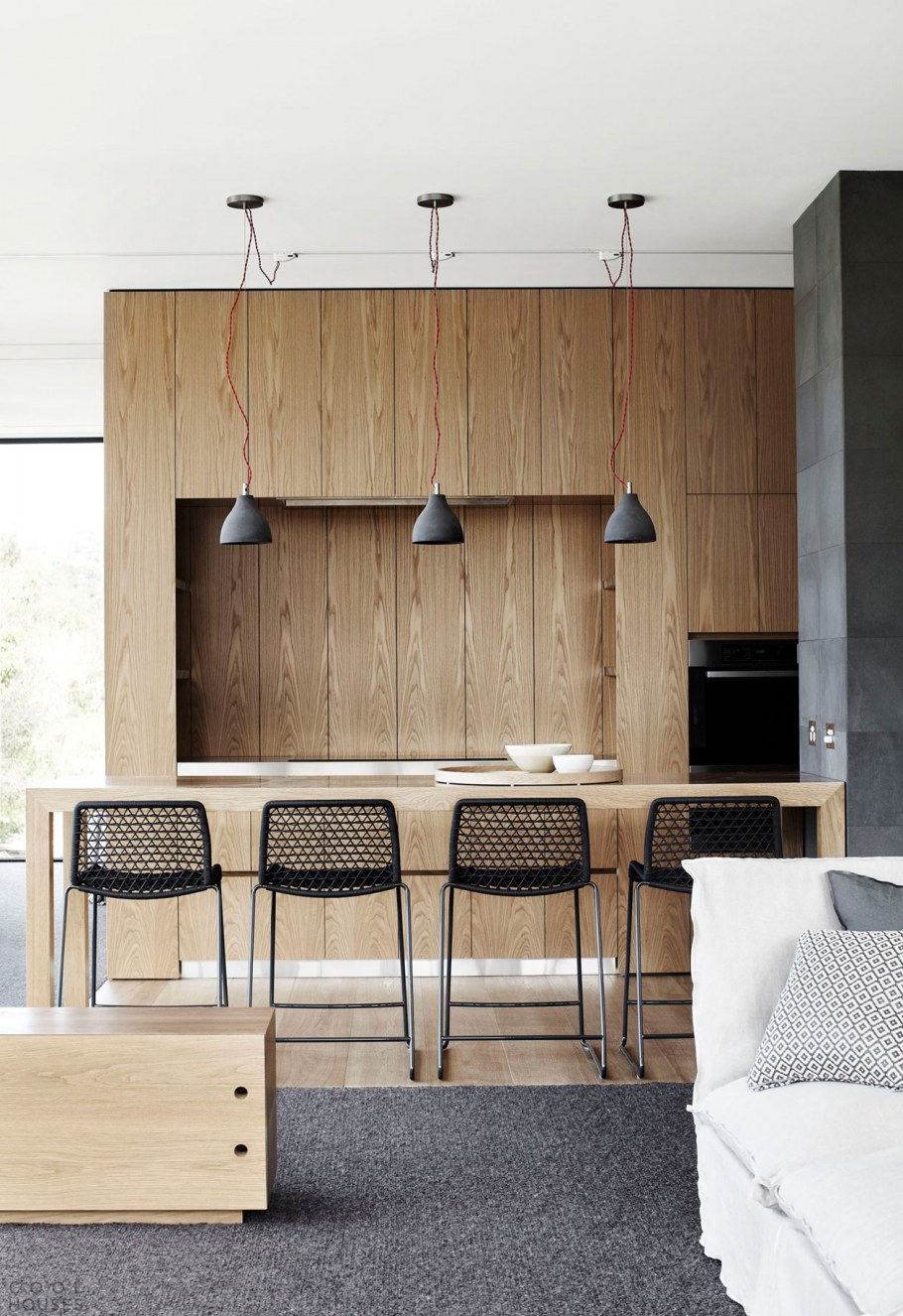 Дерево и металл в интерьере