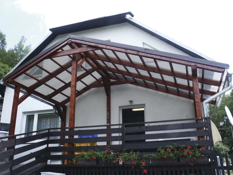 Крыша над пристройкой к дому