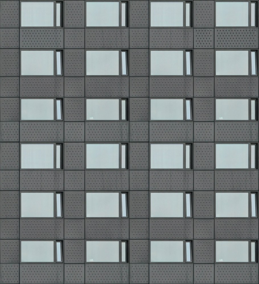 Кирпичные фасады многоэтажных домов