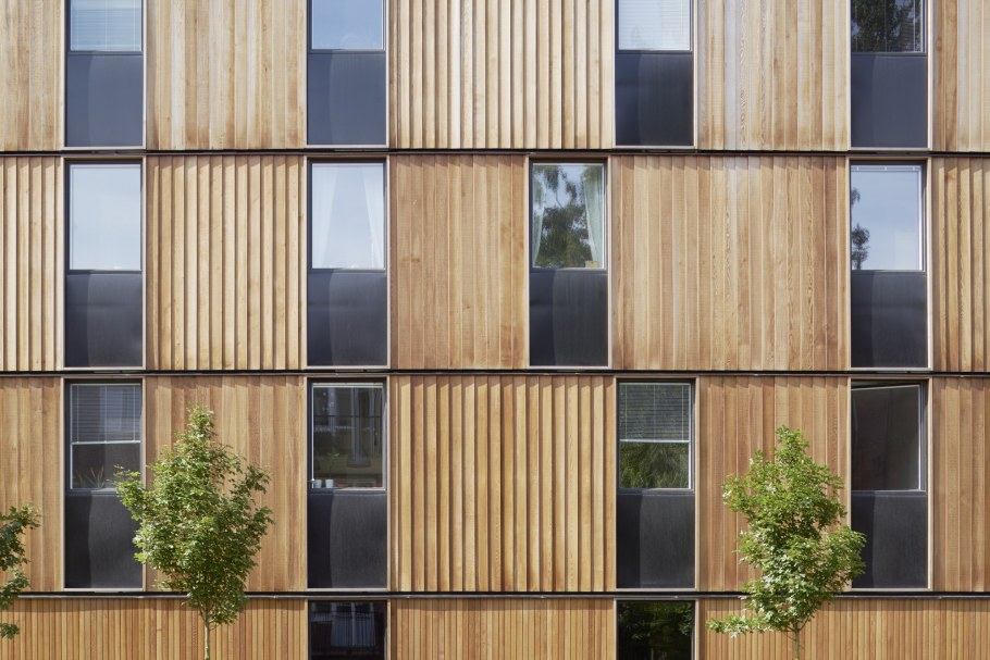 Кондиционеры на фасадах жилых домов