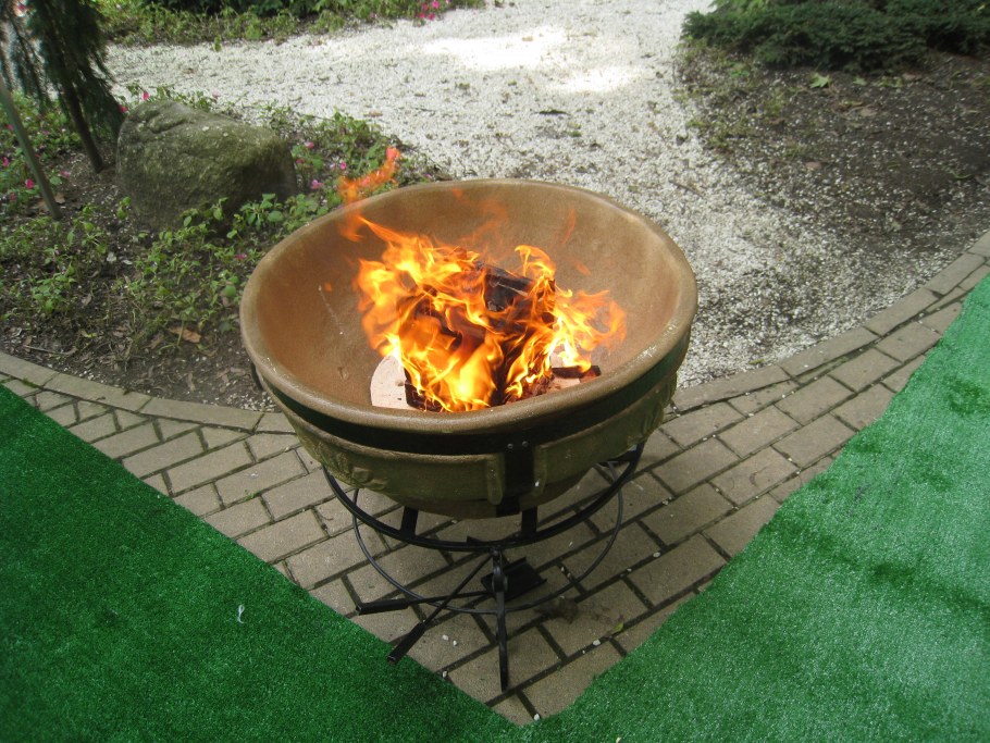 Чаша для костра из кирпича